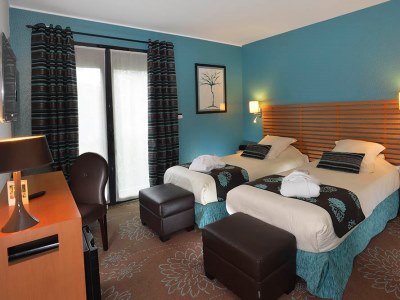 bedroom - hotel best western plus de la regate - nantes, france