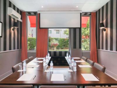 conference room - hotel best western plus brice garden - nice, france