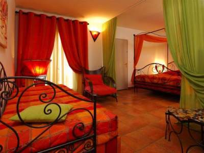 bedroom 8 - hotel best western l'orangerie - nimes, france