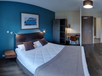 bedroom 1 - hotel des cedres - orleans, france