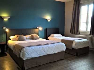 bedroom 4 - hotel des cedres - orleans, france