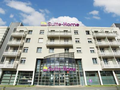 exterior view - hotel suite home saran - orleans, france
