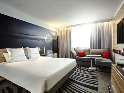 bedroom 1 - hotel novotel orleans st jean de braye - orleans, france