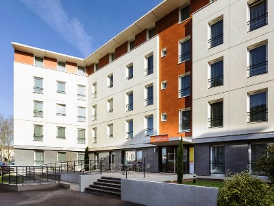 exterior view - hotel aparthotel adagio access orleans - orleans, france