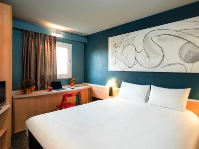 bedroom 1 - hotel ibis orleans centre foch - orleans, france