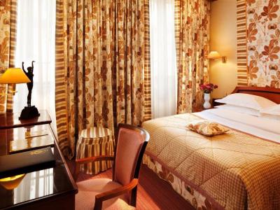 bedroom - hotel l'horset opera, bw premier collection - paris, france