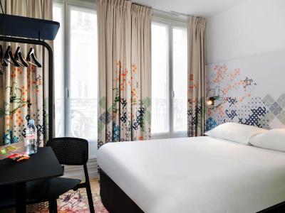 bedroom 1 - hotel ibis styles paris gare saint lazare - paris, france