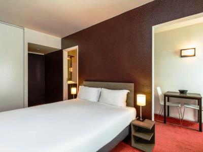 bedroom - hotel adagio access paris la villette - paris, france