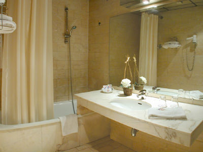 breakfast room - hotel acropole porte d'orleans - paris, france
