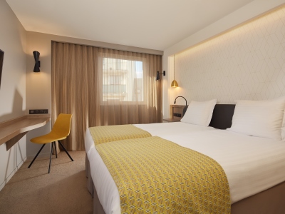 bedroom 2 - hotel auteuil tour eiffel - paris, france