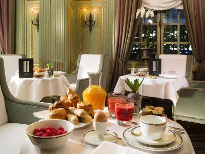 restaurant - hotel le dokhan's, a tribute portfolio hotel - paris, france