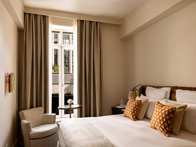 bedroom 3 - hotel chateau des fleurs - paris, france