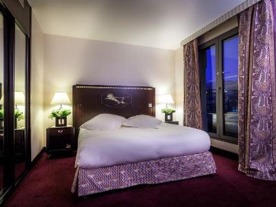 bedroom 4 - hotel collectionneur arc de triomphe - paris, france