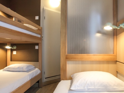 bedroom 3 - hotel reseda - paris, france