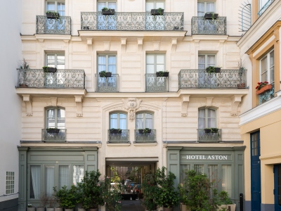 exterior view - hotel aston - paris, france