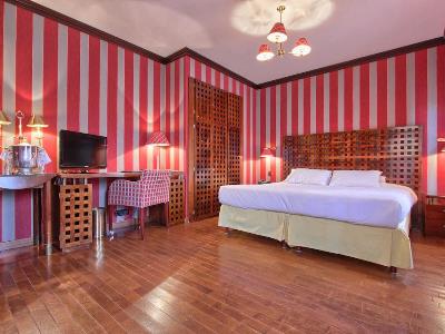 bedroom 2 - hotel villa pantheon - paris, france