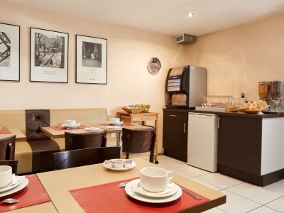 breakfast room - hotel alane - paris, france