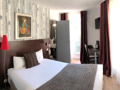bedroom - hotel alane - paris, france