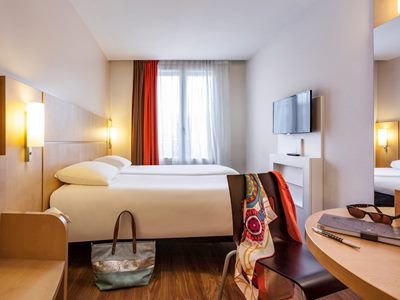 bedroom 1 - hotel ibis paris gare de l'est 10eme - paris, france