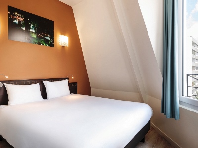 bedroom - hotel adagio access philippe auguste - paris, france