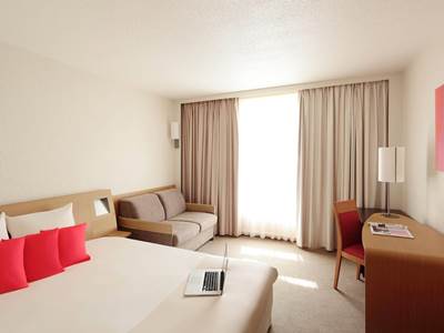 bedroom - hotel novotel perpignan - perpignan, france