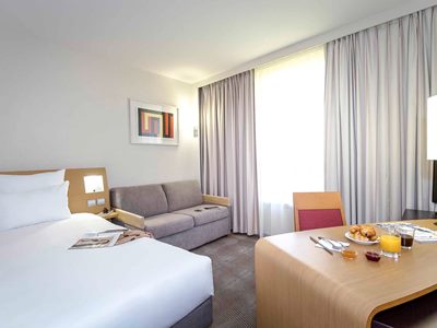bedroom 1 - hotel novotel perpignan - perpignan, france
