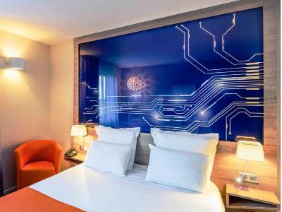 bedroom - hotel mercure poitiers site du futuroscope - poitiers, france