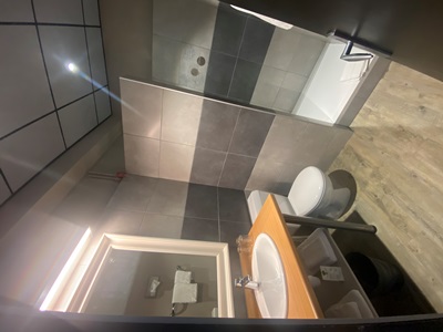 bathroom 2 - hotel des lices - rennes, france