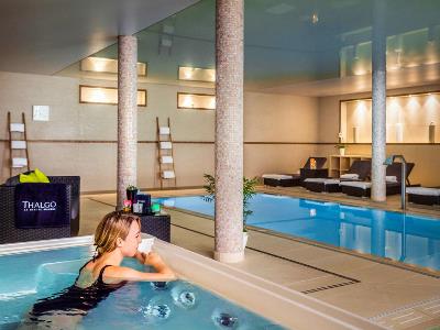 indoor pool 1 - hotel novotel rennes centre gare - rennes, france