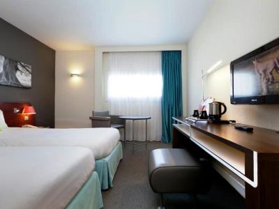 bedroom 2 - hotel mercure rennes centre gare - rennes, france