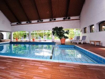 indoor pool - hotel causse comtal - rodez, france