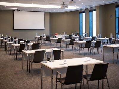 conference room - hotel pullman roissy cdg airport - roissy, france