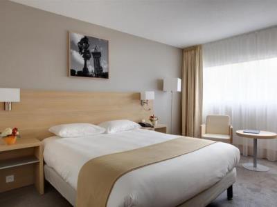 bedroom 1 - hotel hotel inn paris cdg airport - roissy, france