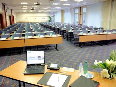 conference room - hotel hotel inn paris cdg airport - roissy, france