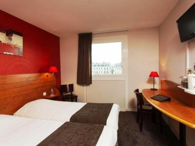 bedroom 2 - hotel grand hotel de la seine (non refundable) - rouen, france