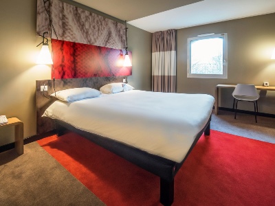 bedroom 4 - hotel ibis rouen centre champ de mars - rouen, france