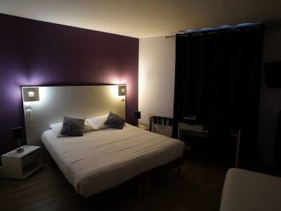 bedroom 1 - hotel de quebec - rouen, france