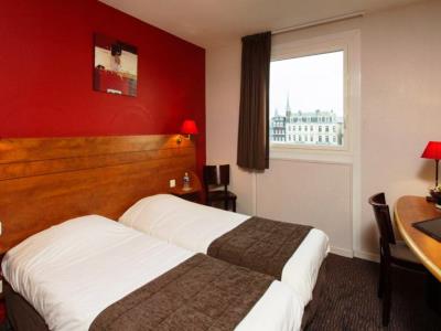 bedroom 1 - hotel grand hotel de la seine - rouen, france