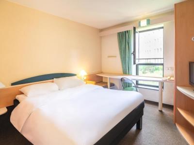 bedroom 3 - hotel b and b hotel rouen centre rive gauche - rouen, france