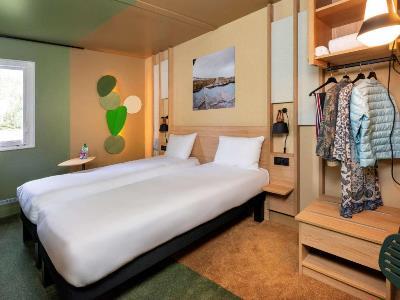 bedroom 1 - hotel ibis styles parc des expos zenith - rouen, france