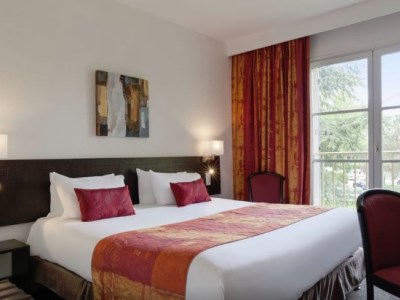 bedroom - hotel the originals la berteliere - rouen, france