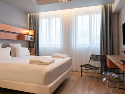 bedroom 3 - hotel golden tulip saint malo - le grand be - st malo, france