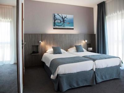 bedroom 3 - hotel mercure saint malo balmoral - st malo, france