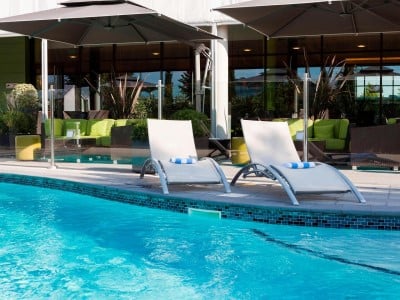 outdoor pool - hotel courtyard marriott toulouse airport - toulouse, france