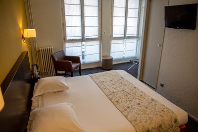 deluxe room - hotel grand hotel d'orleans - toulouse, france