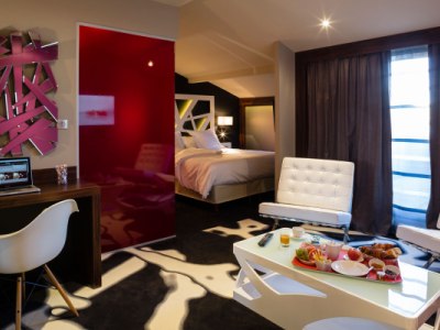 bedroom 4 - hotel de brienne - toulouse, france
