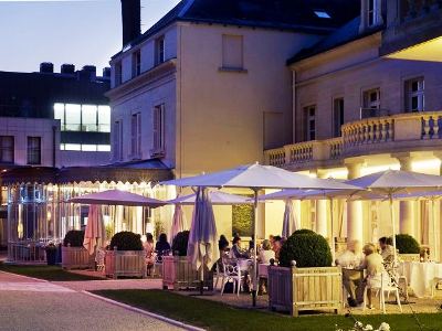 restaurant - hotel chateau belmont by the crest collection - tours, france