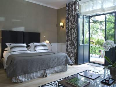 bedroom - hotel domaine de la tortiniere - tours, france