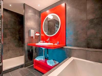 bathroom - hotel novotel-valence sud - valence, france