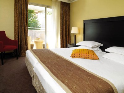 bedroom - hotel helios - juan les pins, france